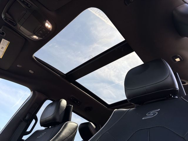 Thumbnail: 2022 Chrysler Pacifica - 22
