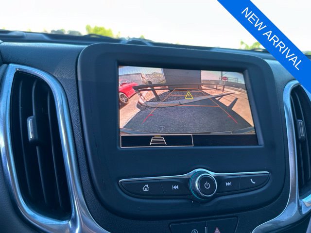Thumbnail: 2022 Chevrolet Equinox - 17