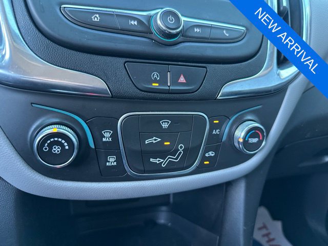 Thumbnail: 2022 Chevrolet Equinox - 18