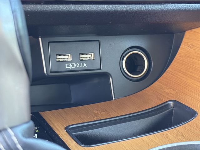 Thumbnail: 2022 Lexus RX - 27