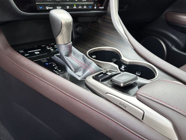 Thumbnail: 2016 Lexus RX - 14