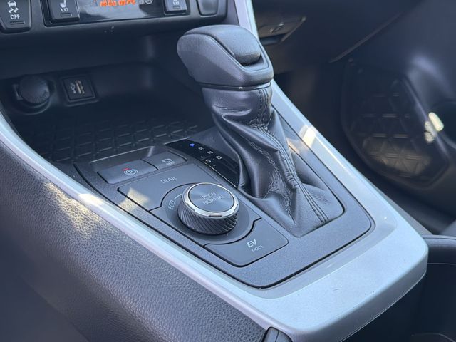 Thumbnail: 2024 Toyota RAV4 - 14