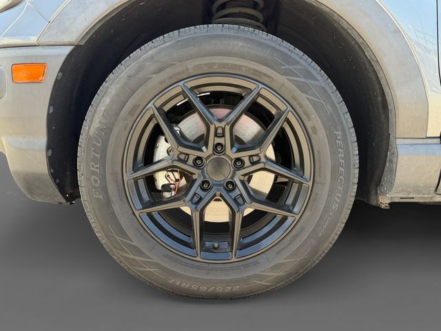 Thumbnail: 2021 Ford Bronco Sport - 8