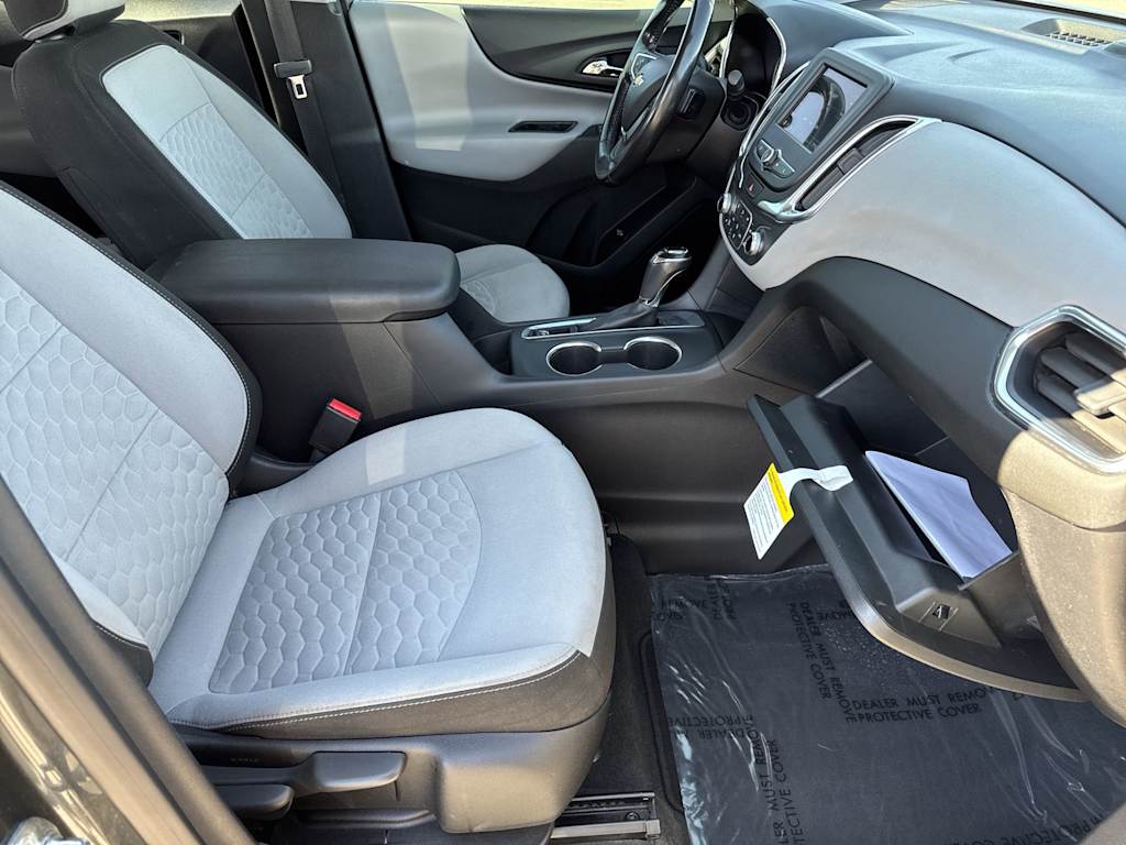 Thumbnail: 2019 Chevrolet Equinox - 11