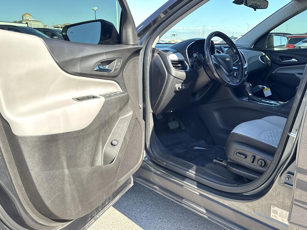 Thumbnail: 2019 Chevrolet Equinox - 21
