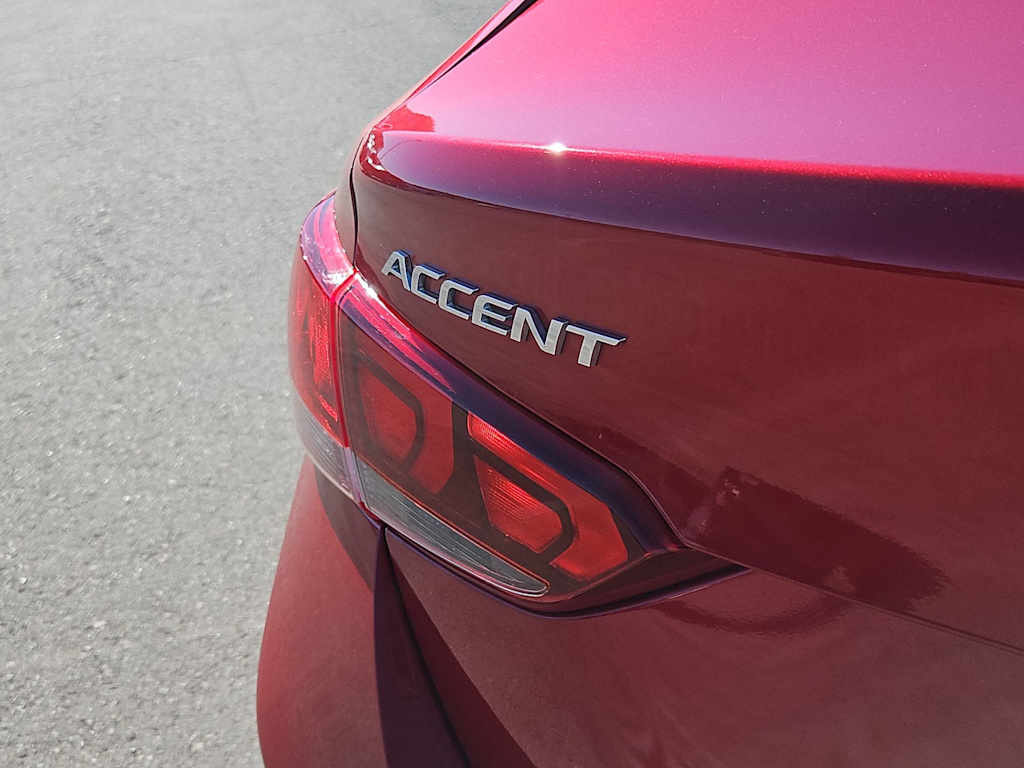 2019 Hyundai Accent SEL 7