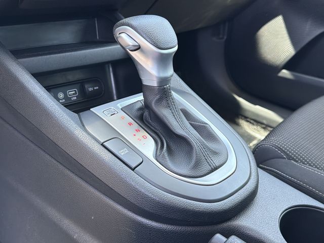 Thumbnail: 2021 Kia Forte - 14