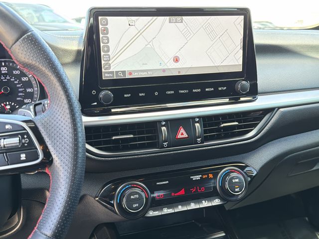 Thumbnail: 2022 Kia Forte - 13