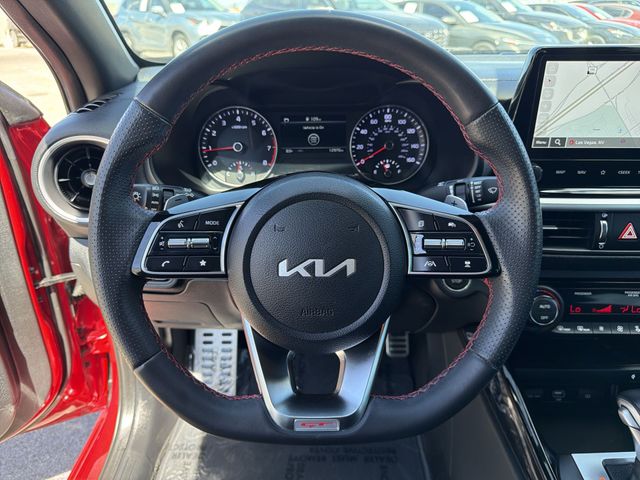 Thumbnail: 2022 Kia Forte - 9