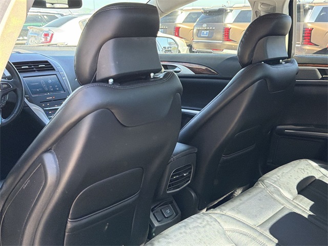 Thumbnail: 2016 Lincoln MKZ - 24