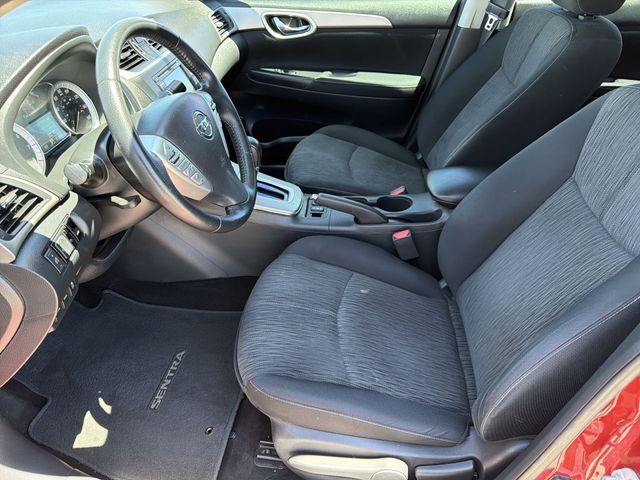 Thumbnail: 2015 Nissan Sentra - 10