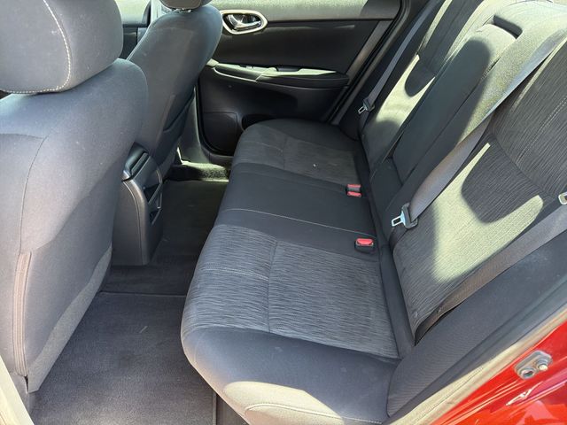 Thumbnail: 2015 Nissan Sentra - 12