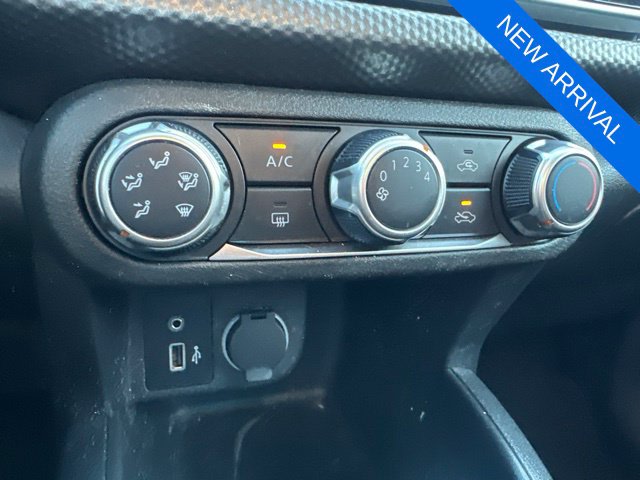 Thumbnail: 2020 Nissan Kicks - 17