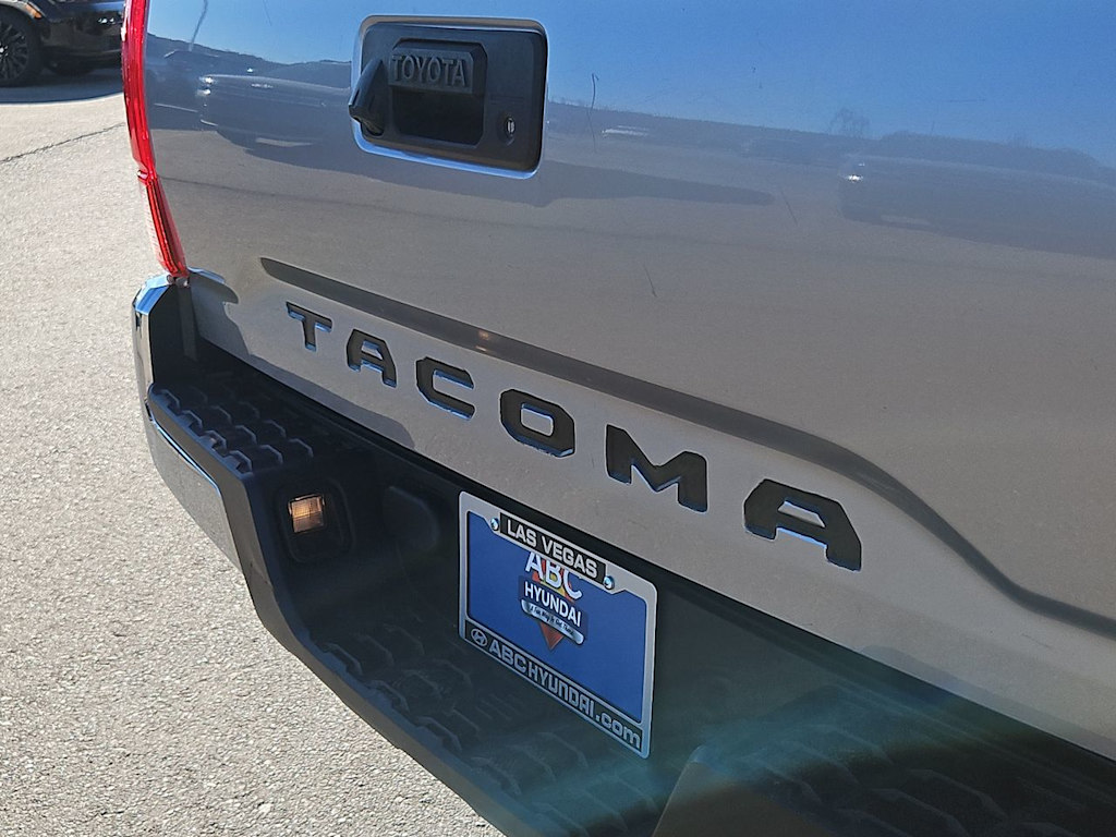 2021 Toyota Tacoma SR5 7