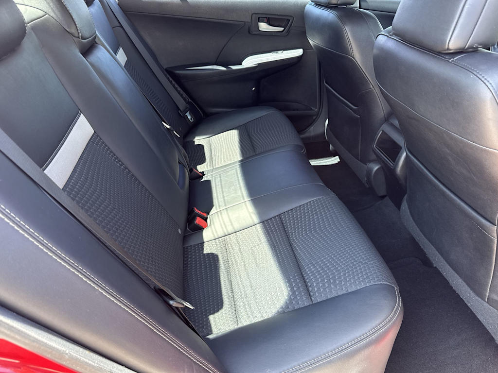 Thumbnail: 2014 Toyota Camry - 23