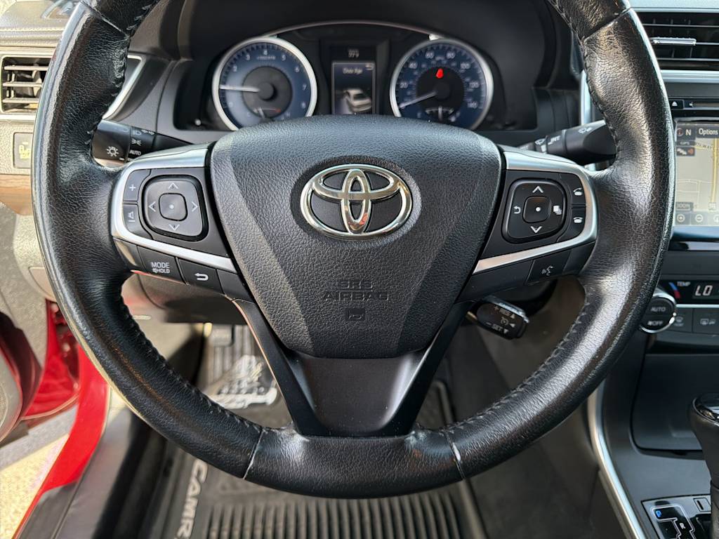 Thumbnail: 2015 Toyota Camry - 25