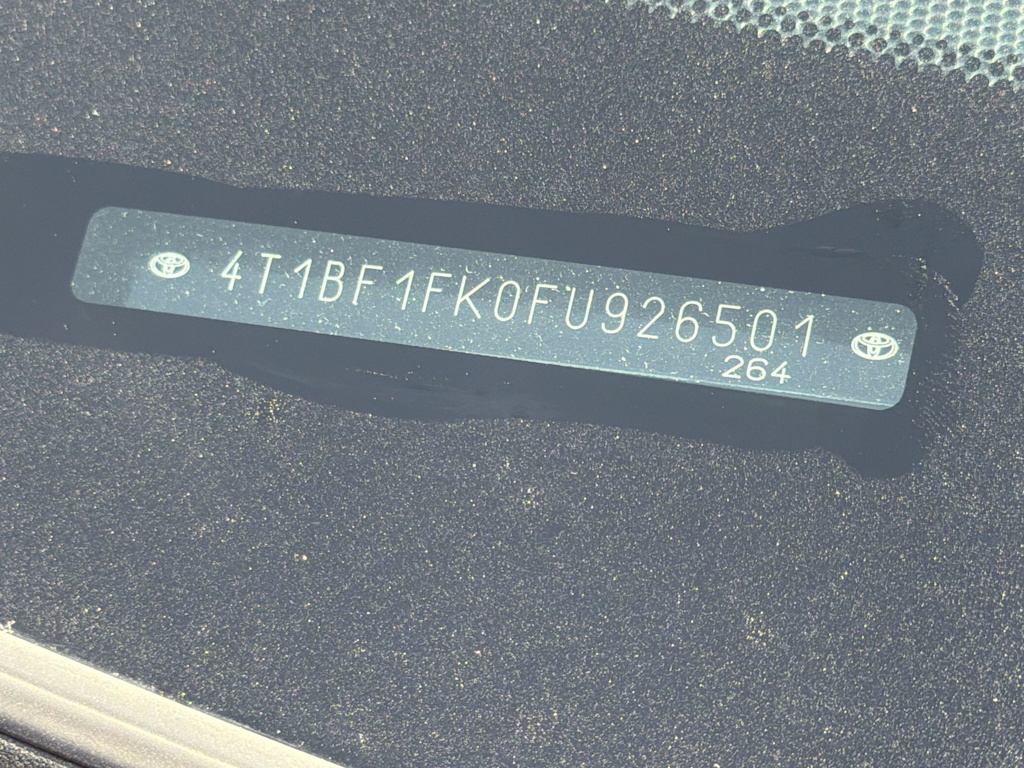 Thumbnail: 2015 Toyota Camry - 16