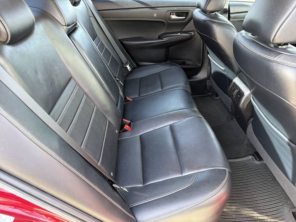 Thumbnail: 2015 Toyota Camry - 24