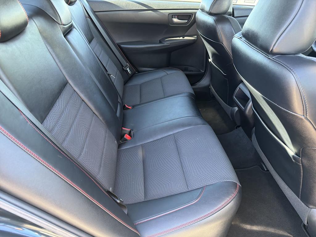 Thumbnail: 2016 Toyota Camry - 22