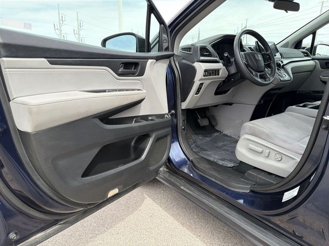 Thumbnail: 2018 Honda Odyssey - 21