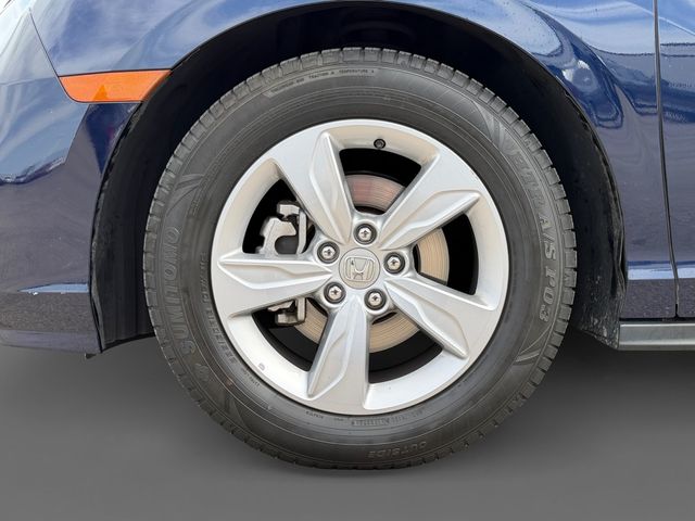 Thumbnail: 2018 Honda Odyssey - 7