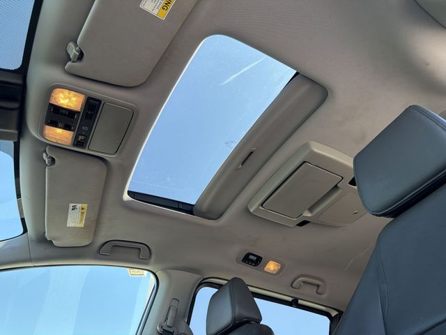 Thumbnail: 2018 Honda Odyssey - 23