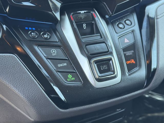 Thumbnail: 2018 Honda Odyssey - 14