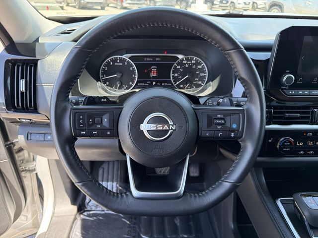 Thumbnail: 2024 Nissan Pathfinder - 10