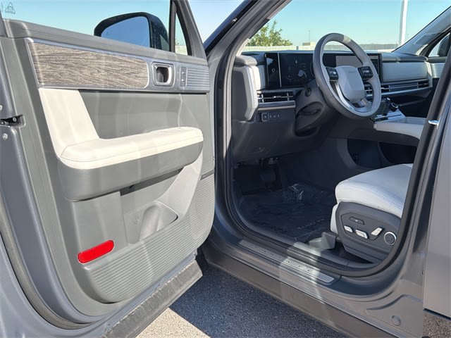 Thumbnail: 2025 Hyundai Santa Fe - 24