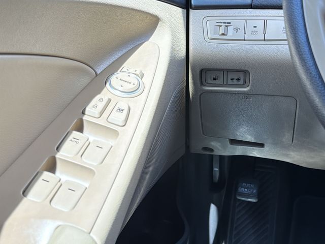 Thumbnail: 2014 Hyundai Sonata - 23