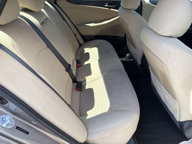Thumbnail: 2014 Hyundai Sonata - 24