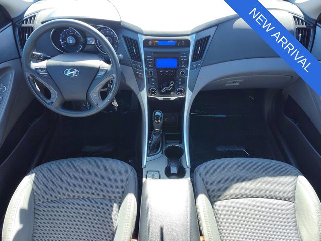 Thumbnail: 2013 Hyundai Sonata - 2