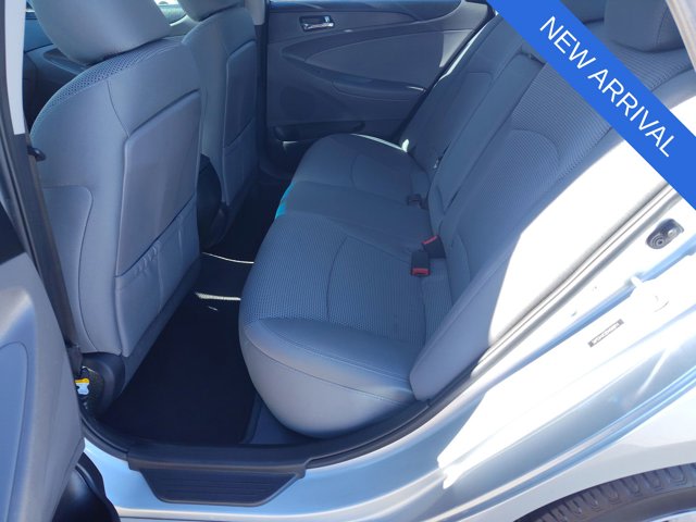 Thumbnail: 2013 Hyundai Sonata - 12