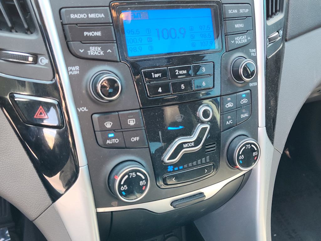 2013 Hyundai Sonata Limited 12
