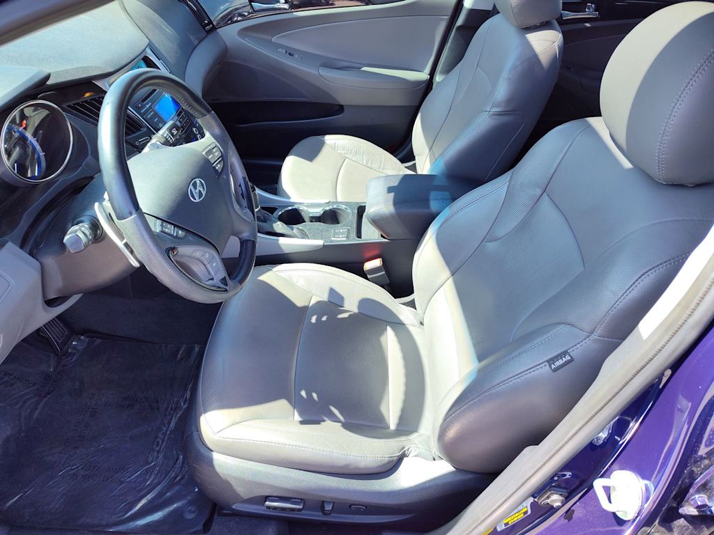 2013 Hyundai Sonata Limited 9
