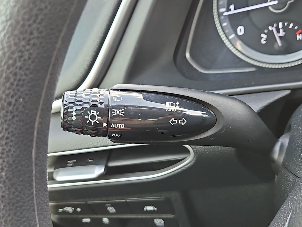 2022 Hyundai Sonata SE 30