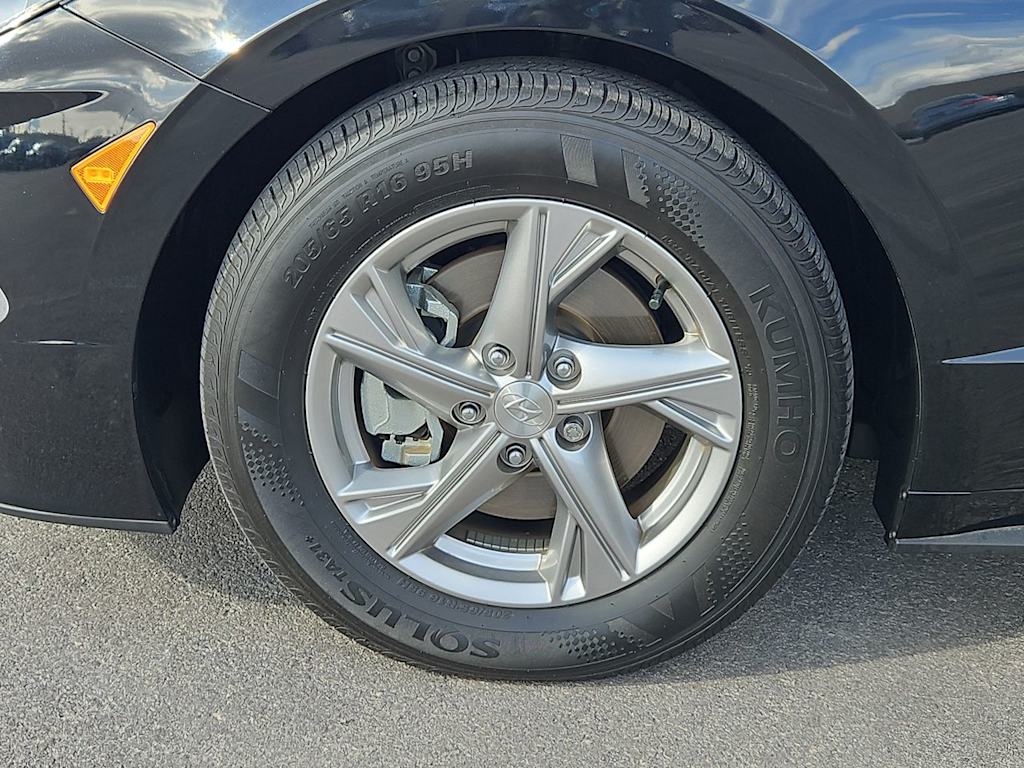 2022 Hyundai Sonata SE 8