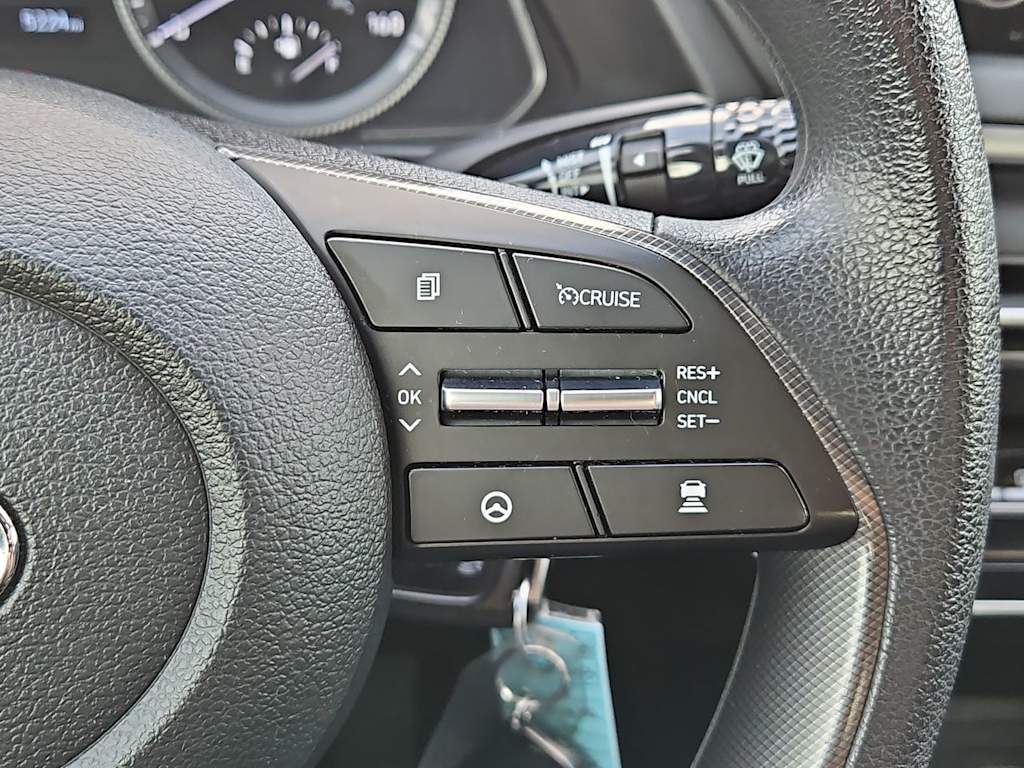 2022 Hyundai Sonata SE 28