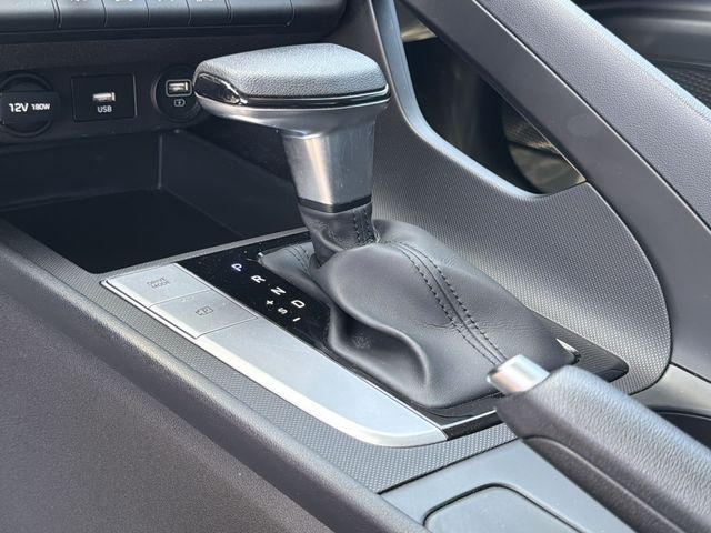 Thumbnail: 2022 Hyundai Elantra - 14