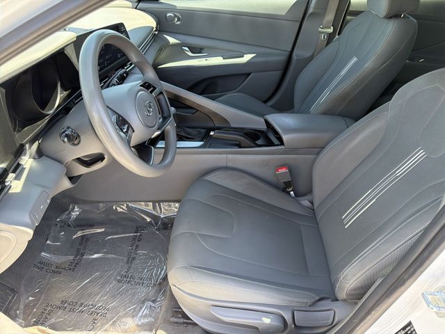 Thumbnail: 2023 Hyundai Elantra - 11