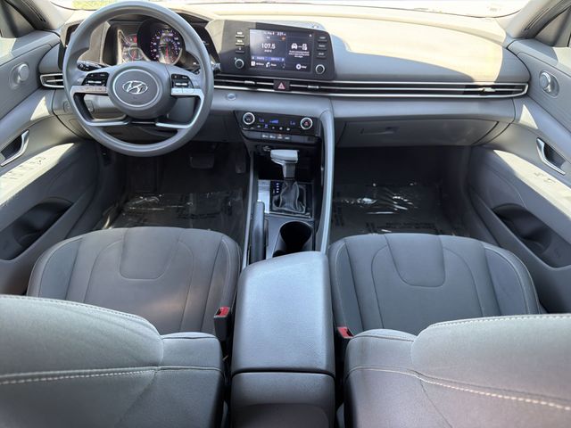 Thumbnail: 2023 Hyundai Elantra - 2