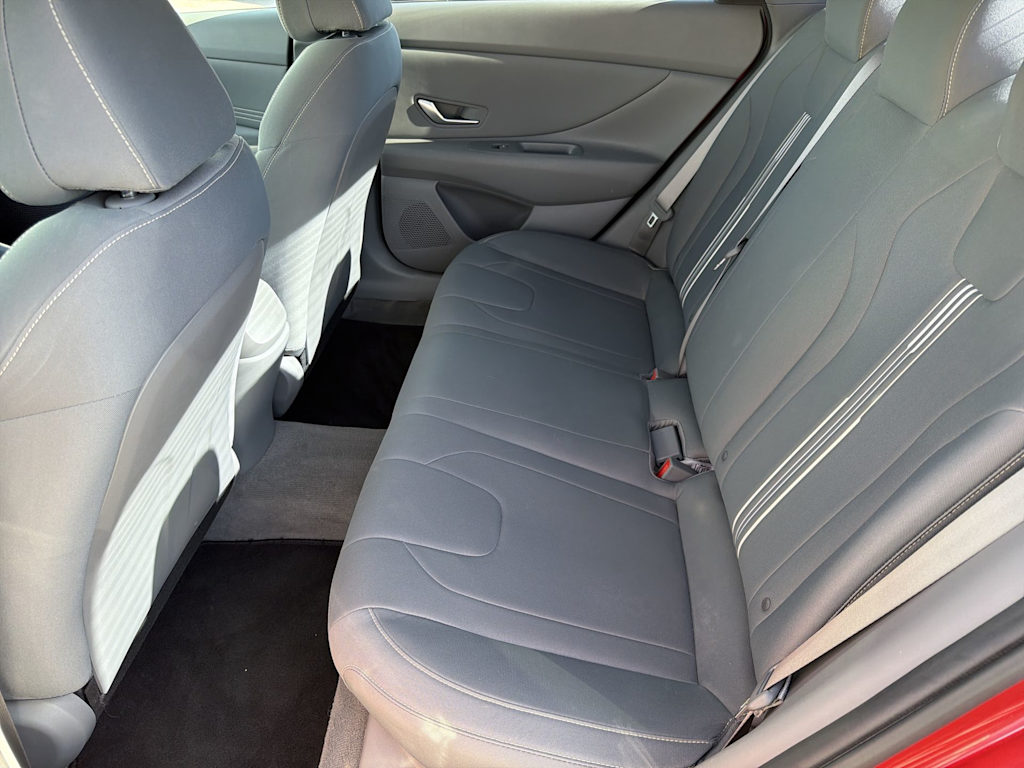 Thumbnail: 2022 Hyundai Elantra - 12