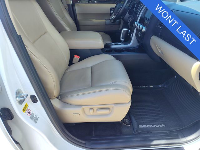 Thumbnail: 2016 Toyota Sequoia - 24