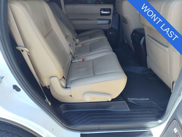 Thumbnail: 2016 Toyota Sequoia - 23