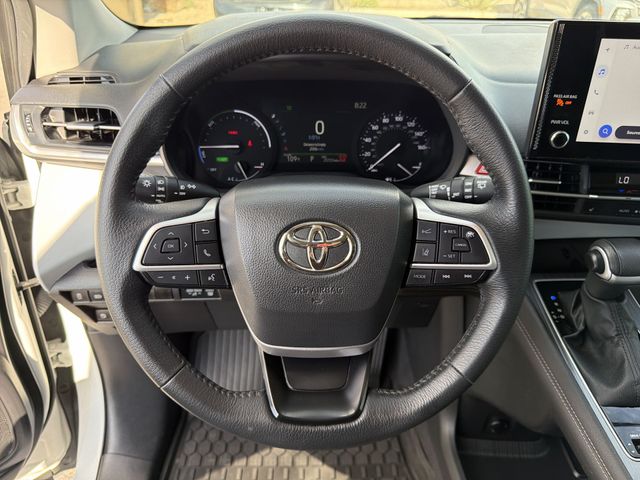 Thumbnail: 2025 Toyota Sienna - 9