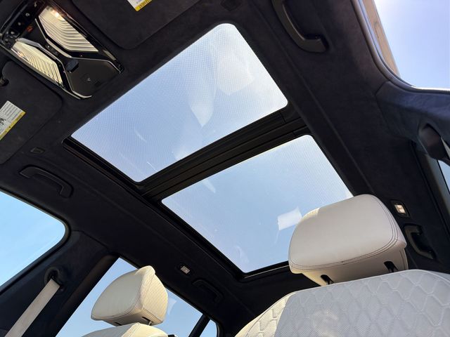 Thumbnail: 2019 BMW X7 - 23