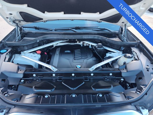 Thumbnail: 2020 BMW X6 - 8