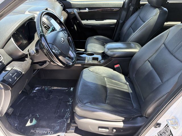 Thumbnail: 2014 Kia Sorento - 11