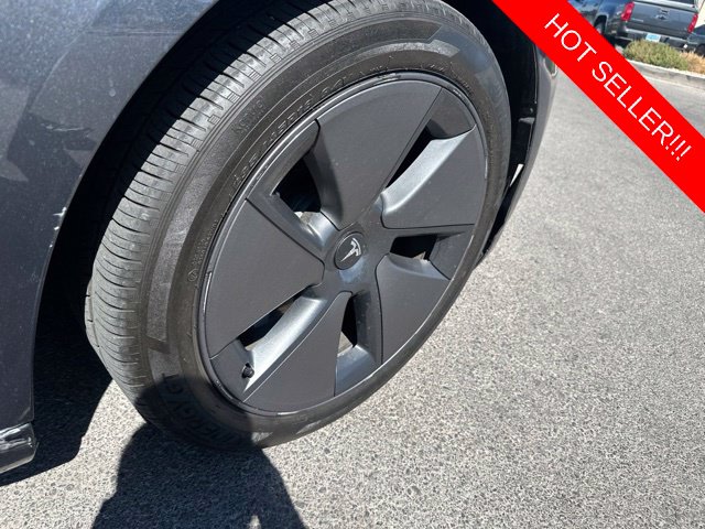 Thumbnail: 2023 Tesla Model 3 - 7