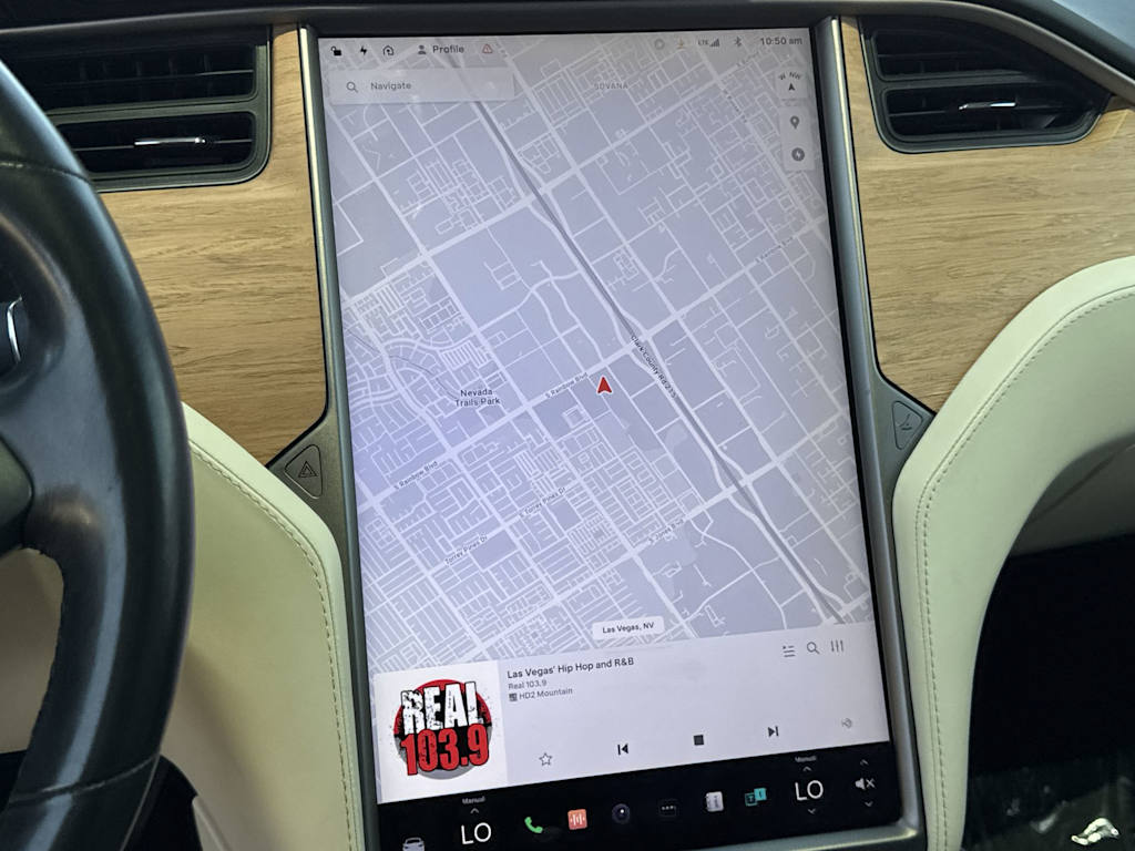 Thumbnail: 2019 Tesla Model X - 22